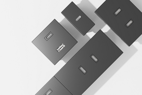 USB-C PD vs. QC: Ktorý štandard nabíjania by mali výrobcovia nábytku špecifikovať v roku 2026